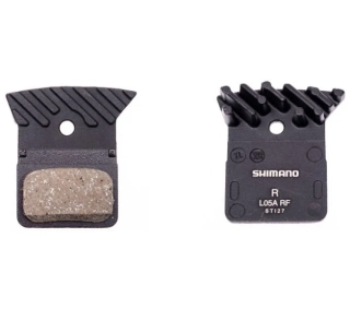 Brzdové destičky Shimano L05A-RF polymer+chladič Flat mount 1 pár SERVISNÍ BALENÍ 